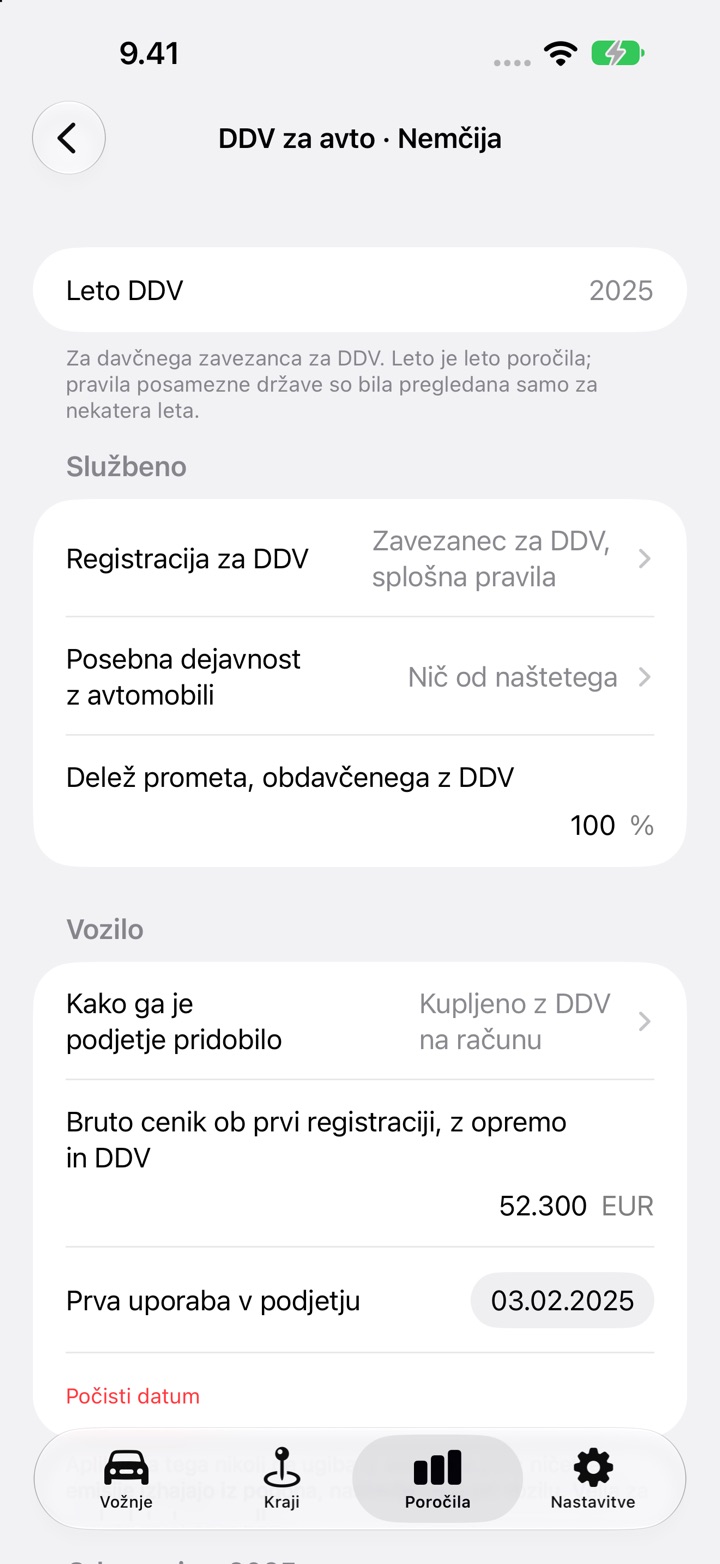 Zaslon DDV za avto za Nemčijo, leto 2025: odgovori o podjetju, nato Vozilo z načinom pridobitve, bruto ceno po ceniku 52 300 EUR in datumom prve uporabe v podjetju