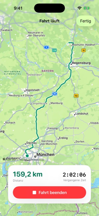 Eine laufende Fahrt: die Route auf der Karte, die Strecke und die verstrichene Zeit